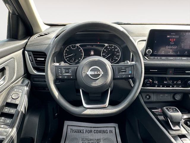 Used 2024 Nissan Rogue SV FWD image 12
