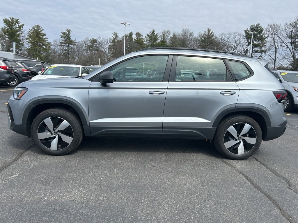 Used 2025 Volkswagen Taos S AWD/4WD image 4