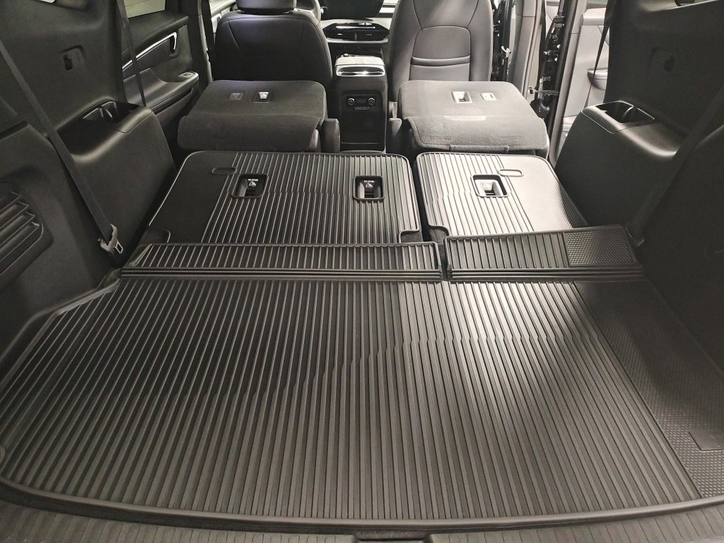 New 2026 Buick Enclave Sport Touring w/ Power Package image 16