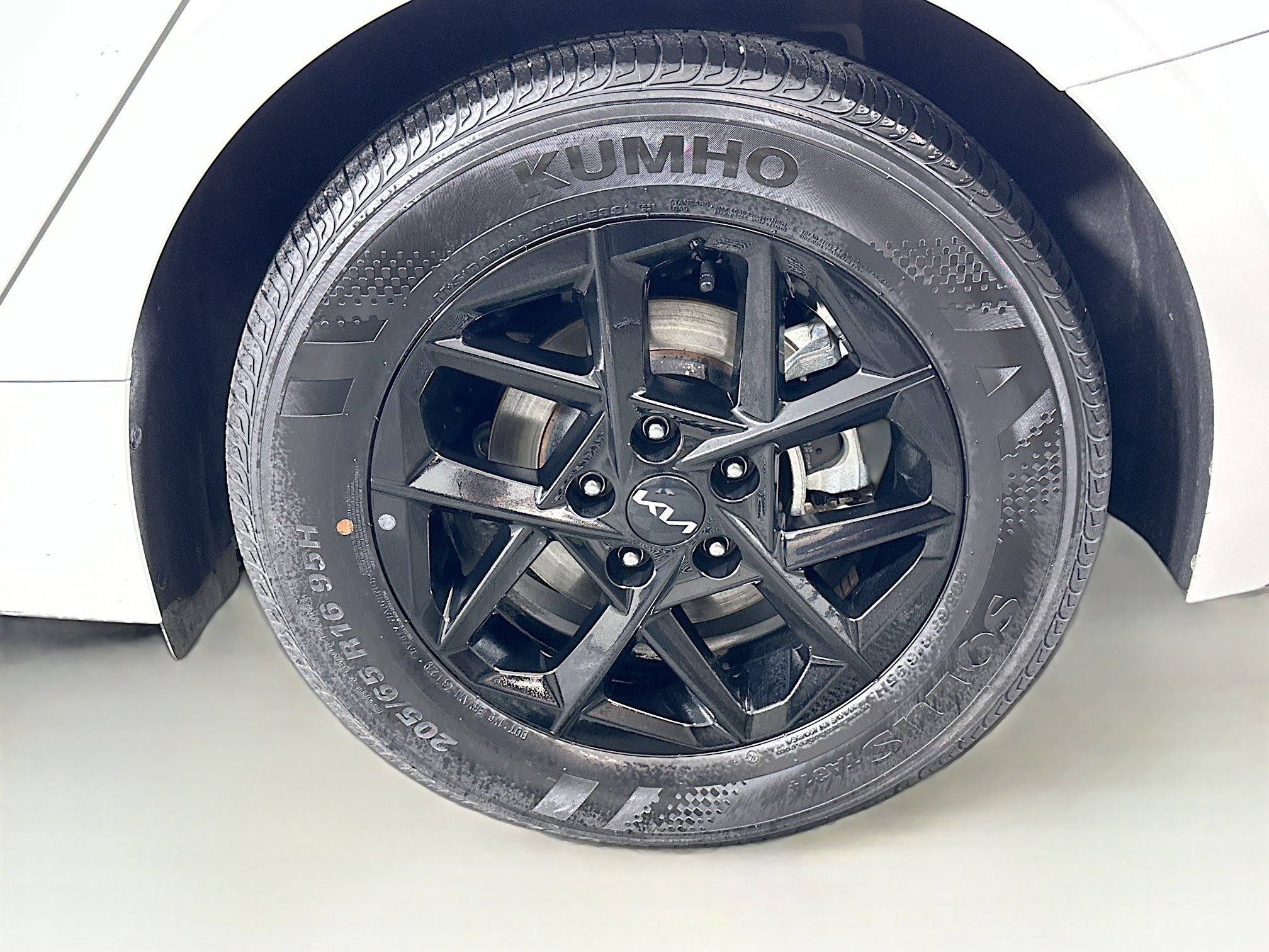 Used 2025 Kia K5 LXS image 11