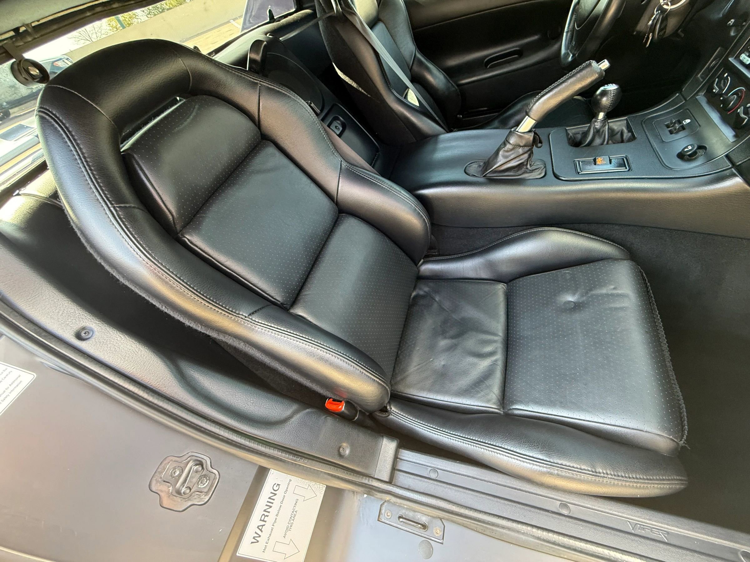 Used 2000 Dodge Viper RT/10 image 27