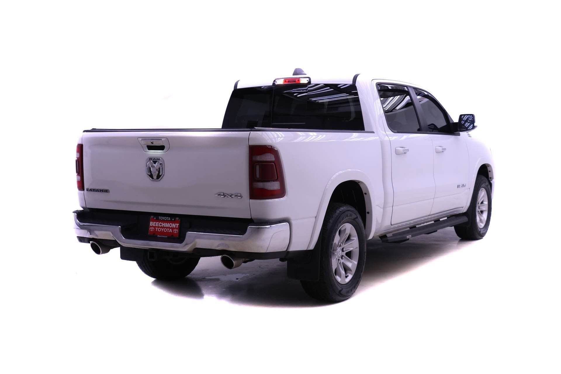 Used 2022 RAM 1500 Laramie image 2