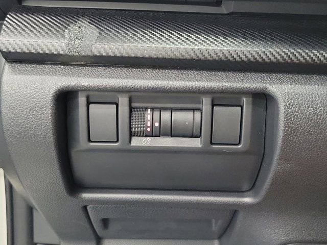 Used 2024 Subaru Crosstrek 2.0i Premium AWD/4WD image 24