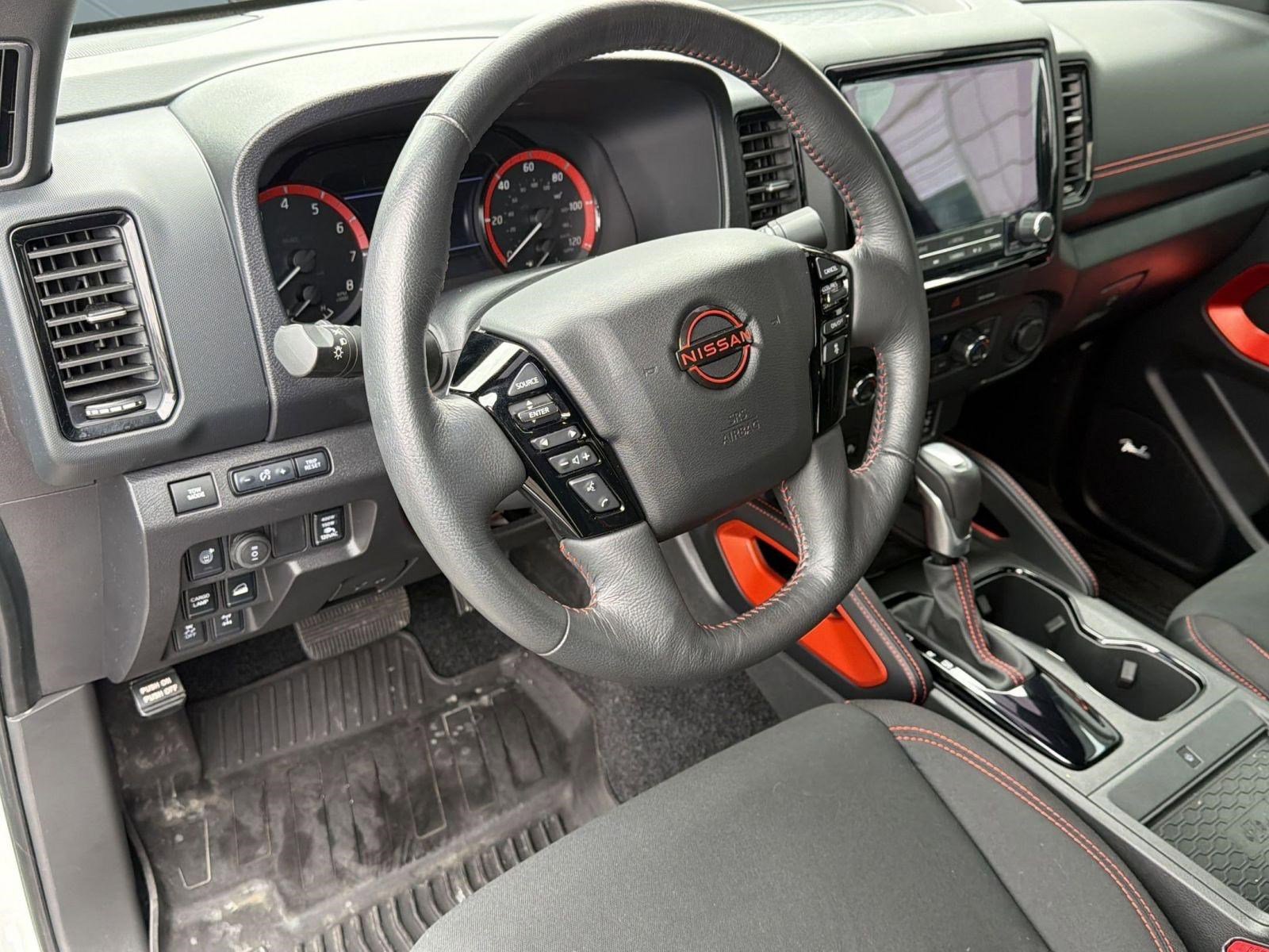 Used 2024 Nissan Frontier PRO-4X w/ Pro Convenience Package image 4