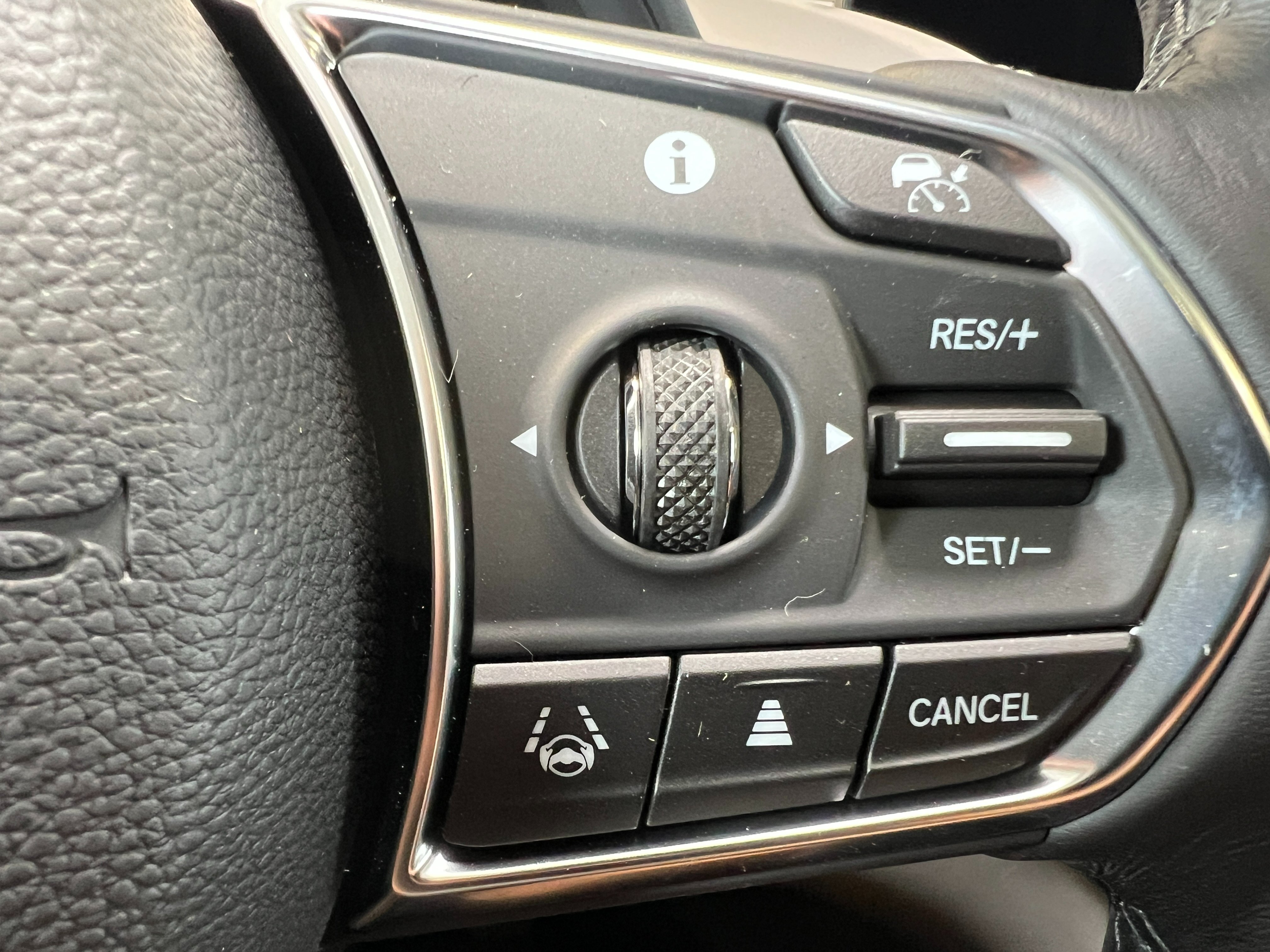 Used 2025 Acura RDX w/ Advance Package AWD/4WD image 22