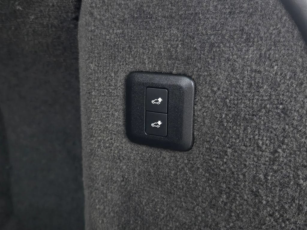 Used 2019 Land Rover Range Rover Sport SE AWD/4WD image 33