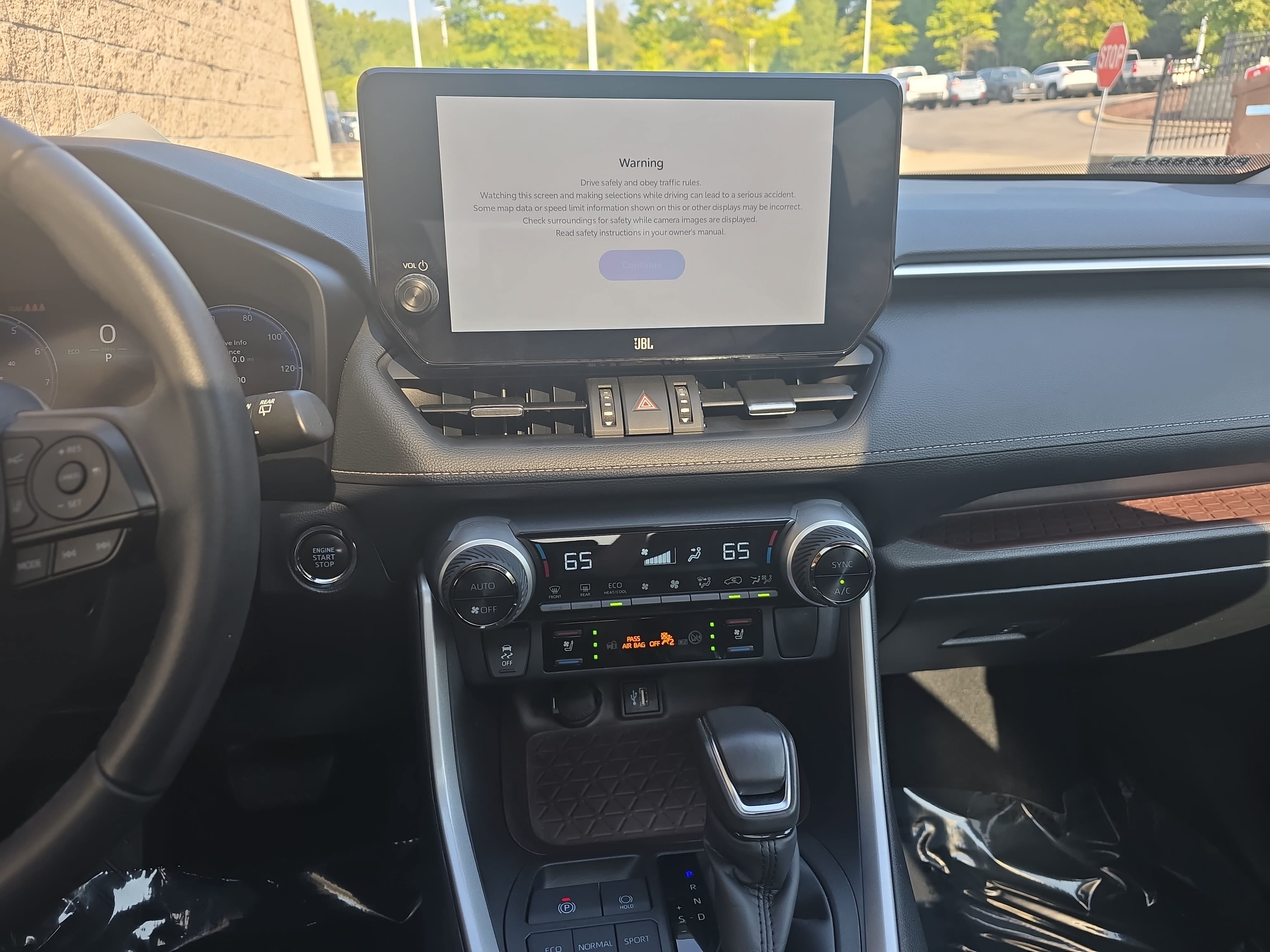 Used 2023 Toyota RAV4 Limited FWD image 20
