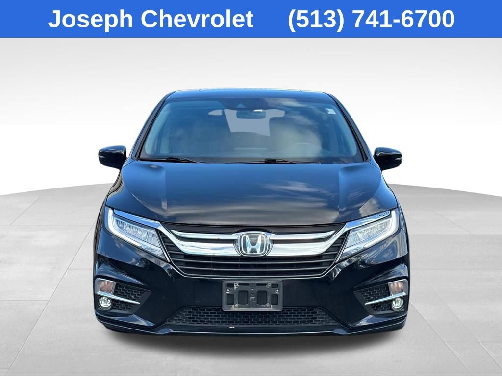 Used 2018 Honda Odyssey Touring image 2