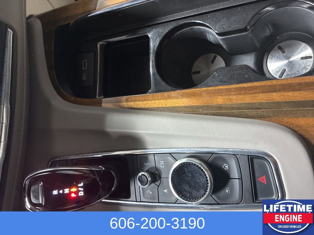 Used 2024 Cadillac Escalade Sport Platinum image 16