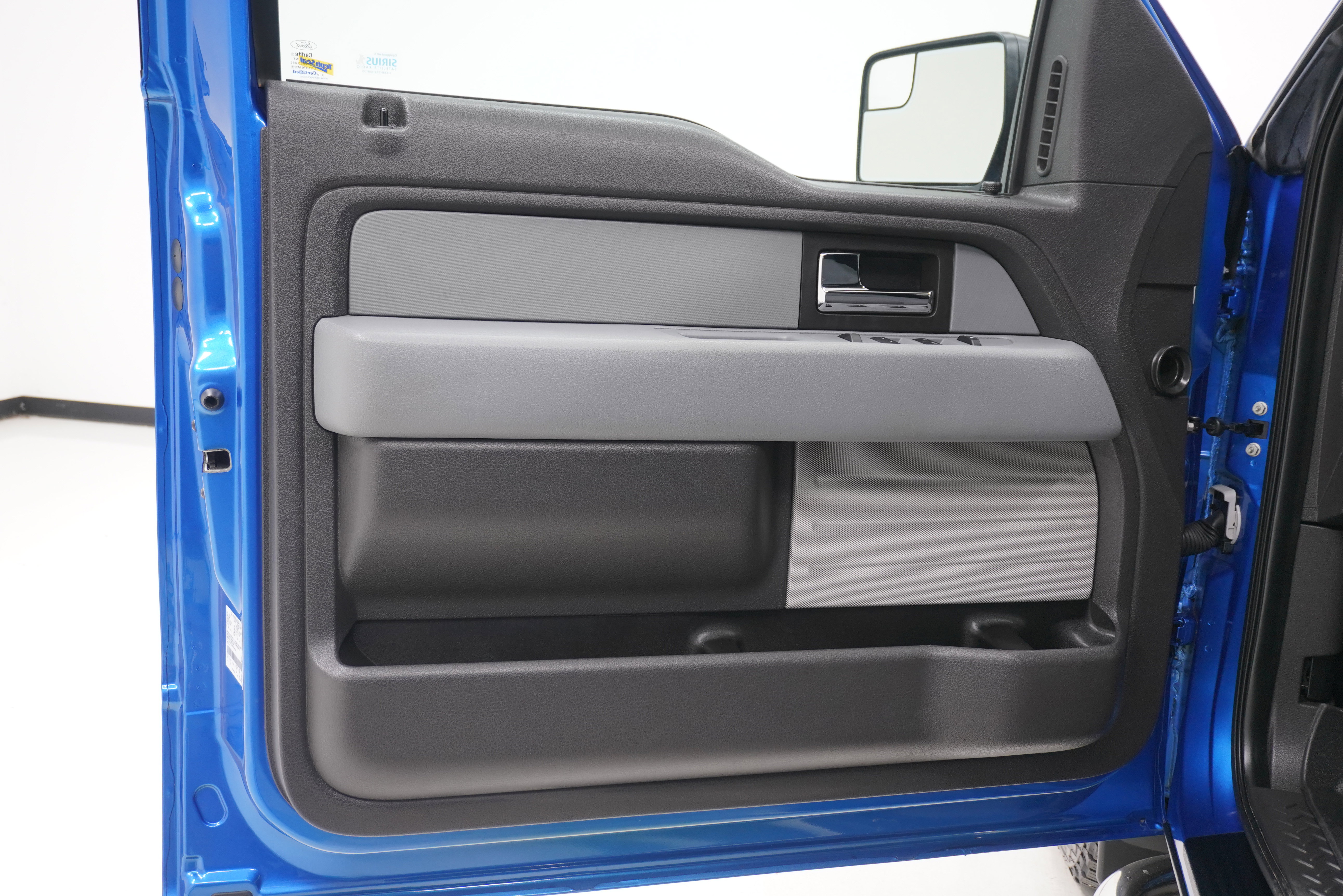 Used 2013 Ford F150 XLT w/ Mid Equipment Group image 13