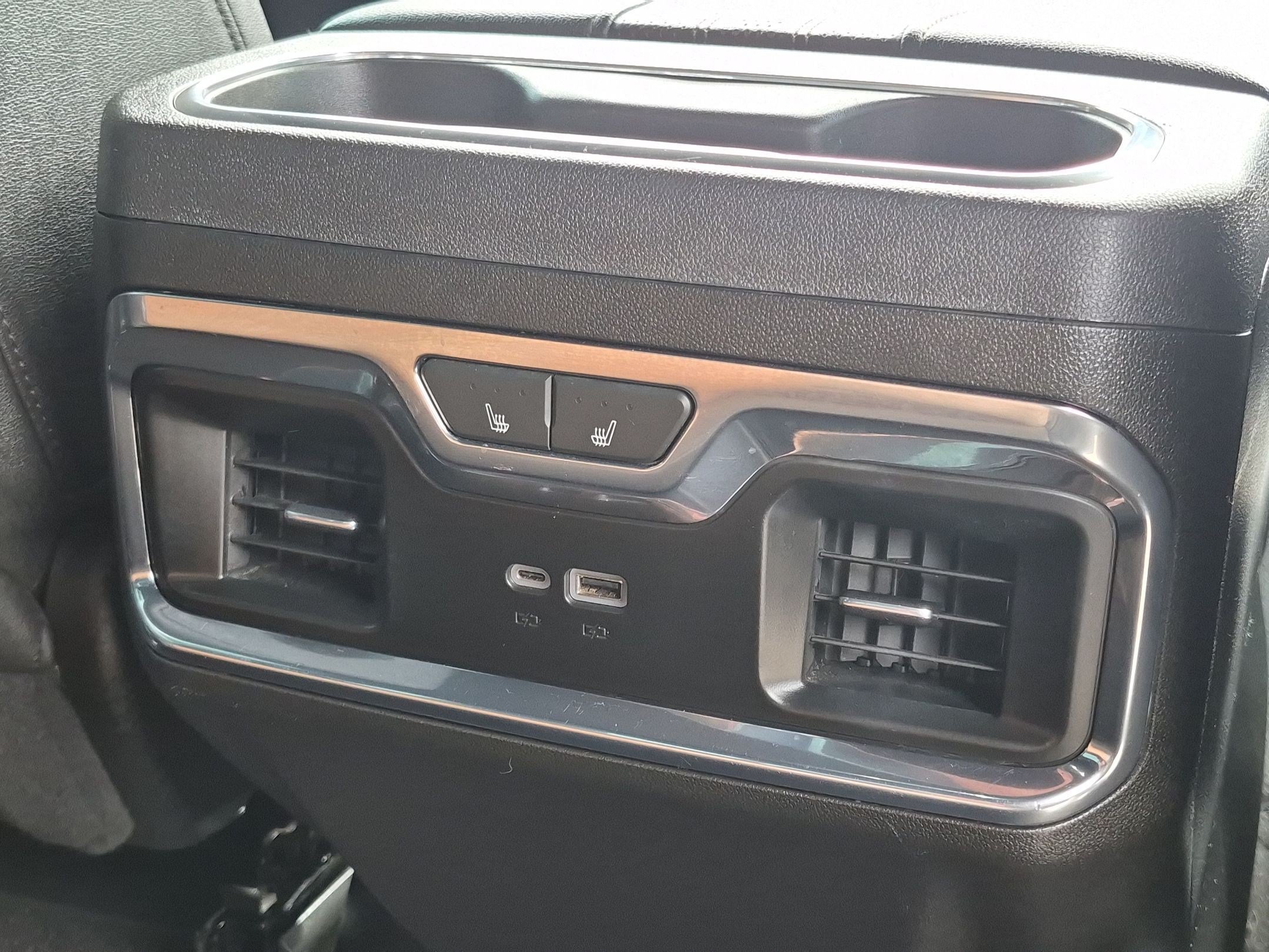 Certified 2024 Chevrolet Silverado 3500 High Country w/ High Country Premium Package AWD/4WD image 29