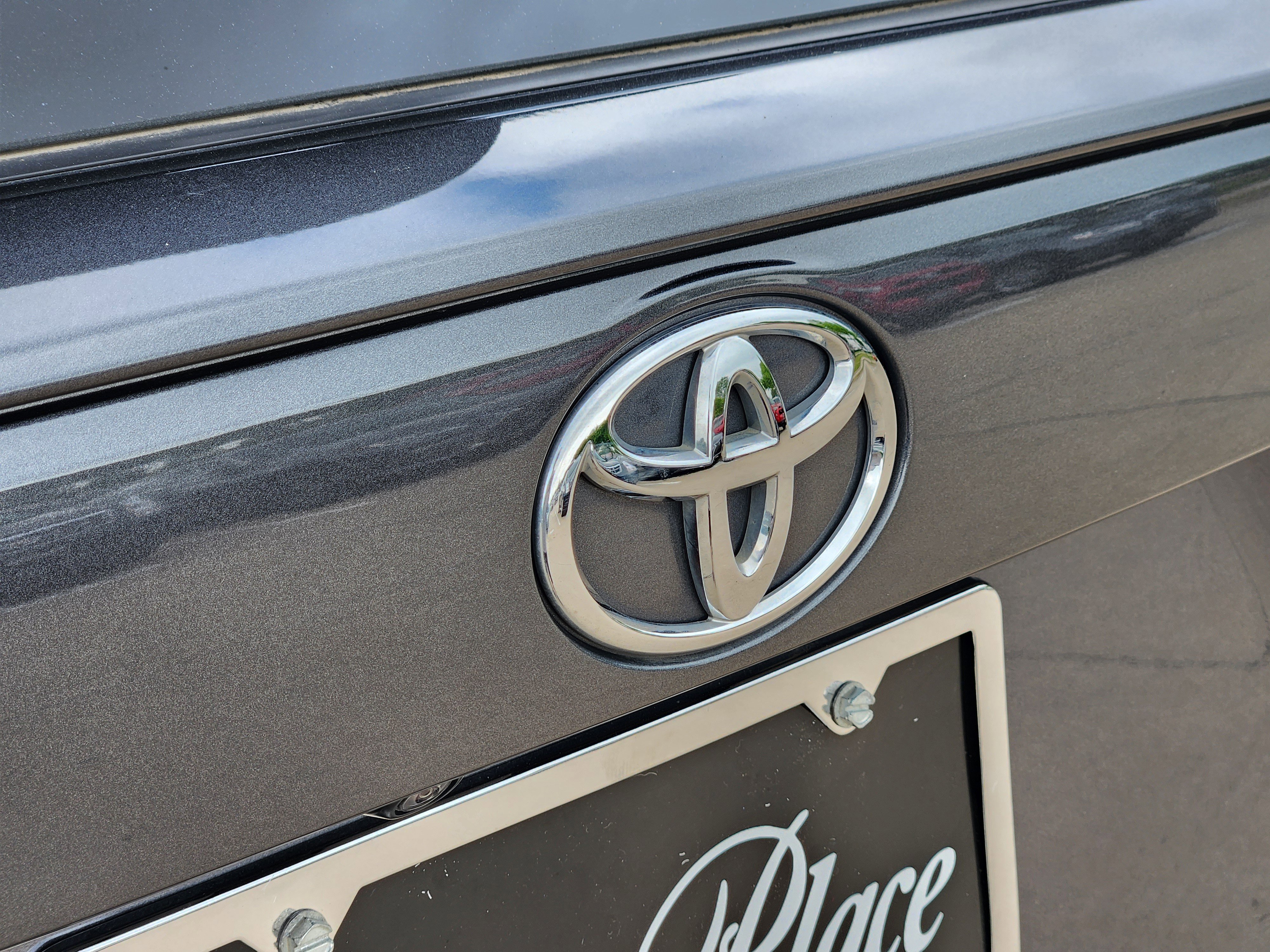 Used 2024 Toyota RAV4 XLE image 37