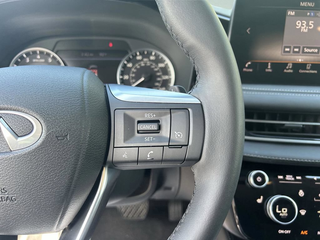 Used 2023 INFINITI QX60 Pure FWD image 33