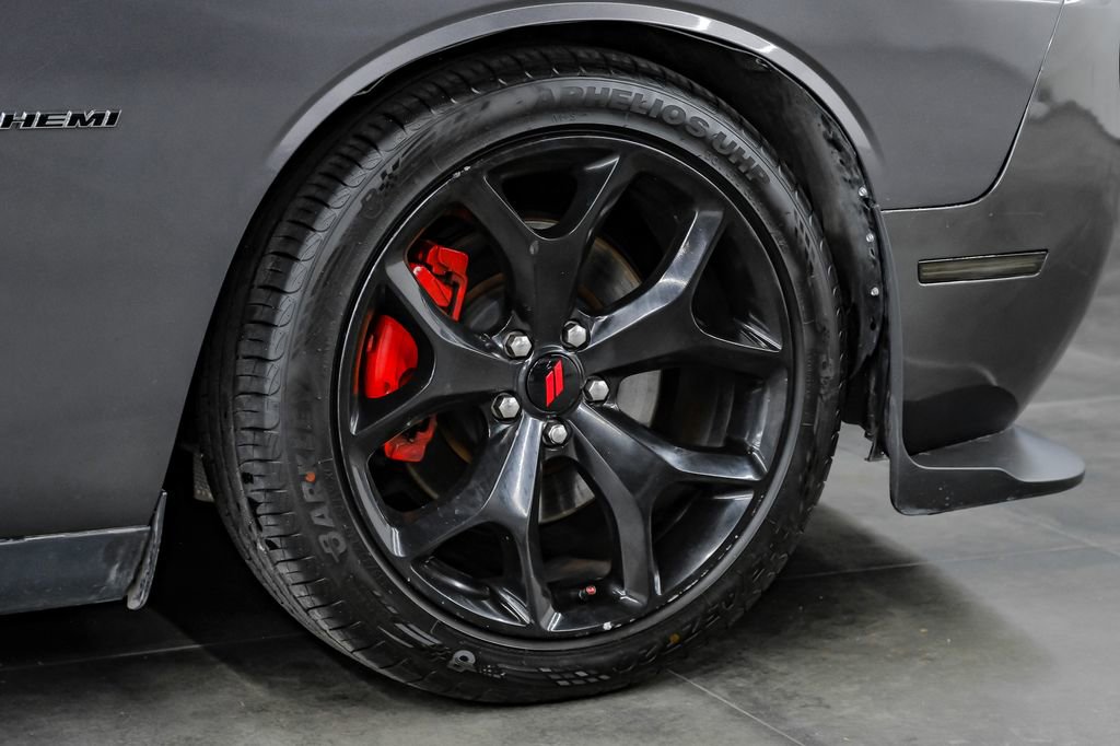 Used 2017 Dodge Challenger R/T RWD image 56