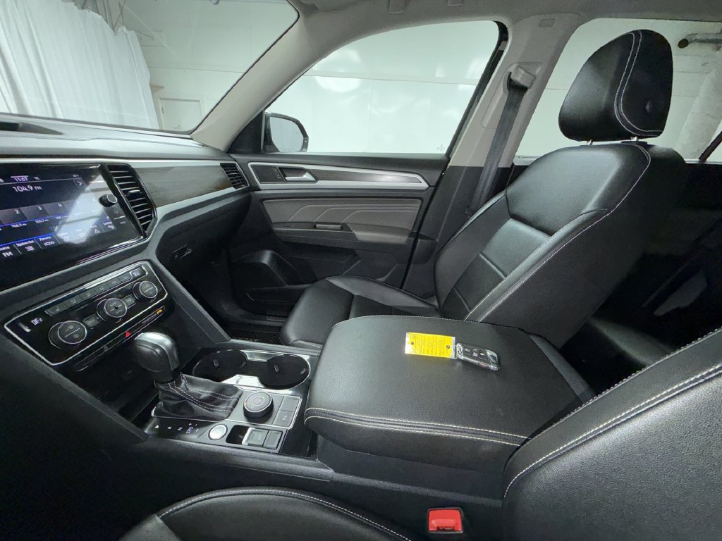 Used 2023 Volkswagen Atlas SE w/ Panoramic Sunroof Package AWD/4WD image 23