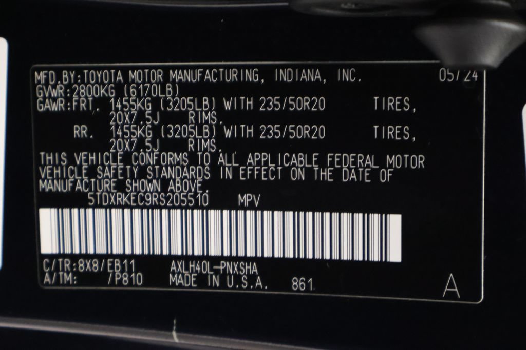 Certified 2024 Toyota Sienna XSE FWD image 17