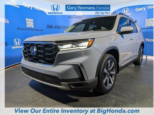 Used 2024 Honda Pilot Touring image 18