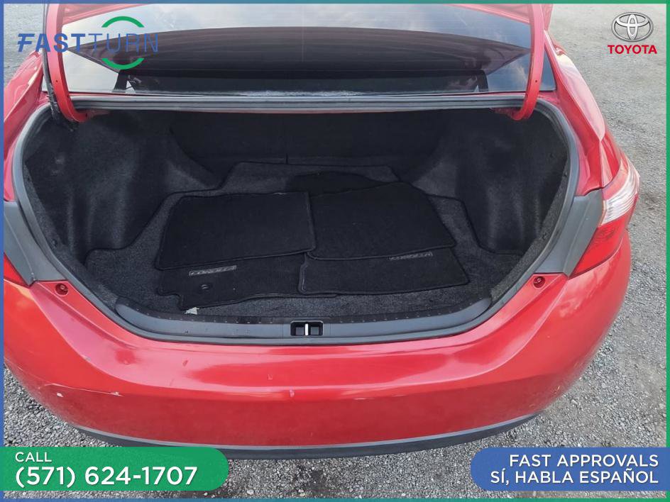 Used 2017 Toyota Corolla LE w/ Carpet Mat Package (TMS) image 24