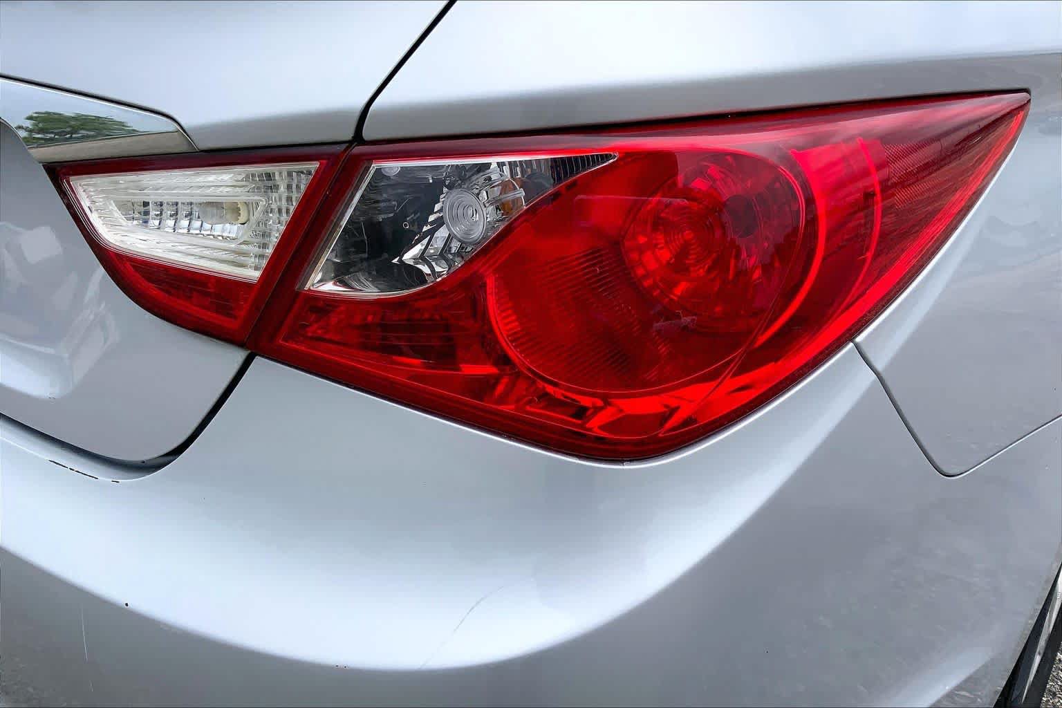 Used 2012 Hyundai Sonata GLS w/ Popular Equipment Pkg FWD image 29