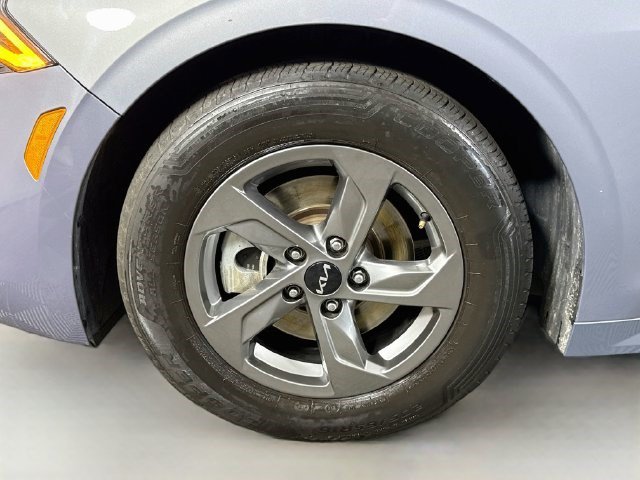 Used 2023 Kia K5 LXS FWD image 37