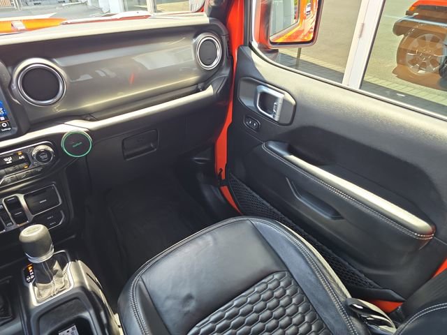 Used 2020 Jeep Wrangler Unlimited Sahara AWD/4WD image 14