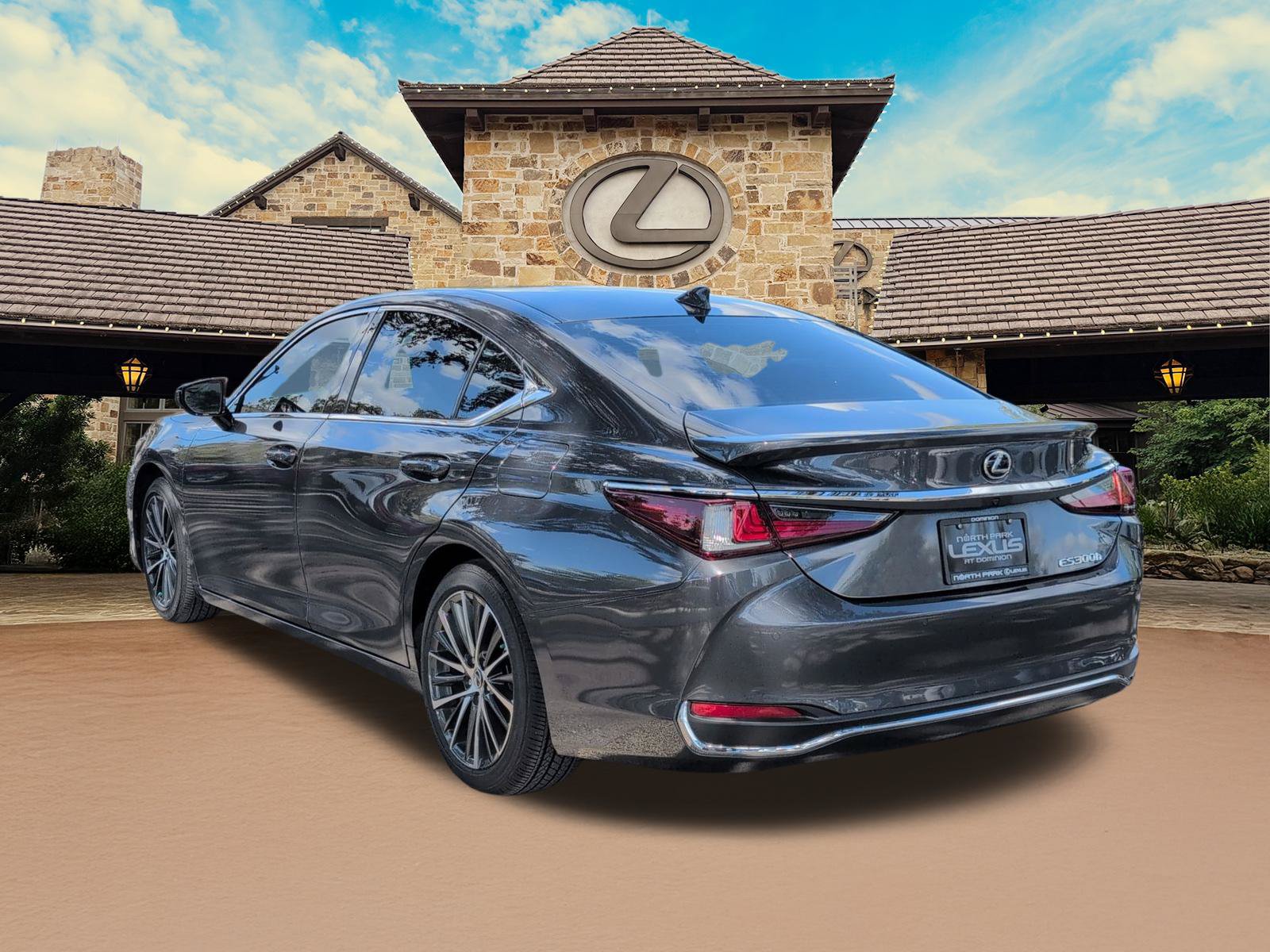 Certified 2025 Lexus ES 300h w/ Premium Package FWD image 3