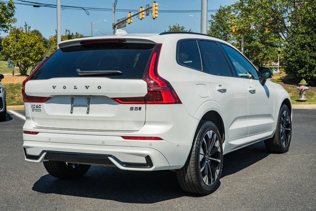 Certified 2026 Volvo XC60 B5 Plus AWD/4WD image 5