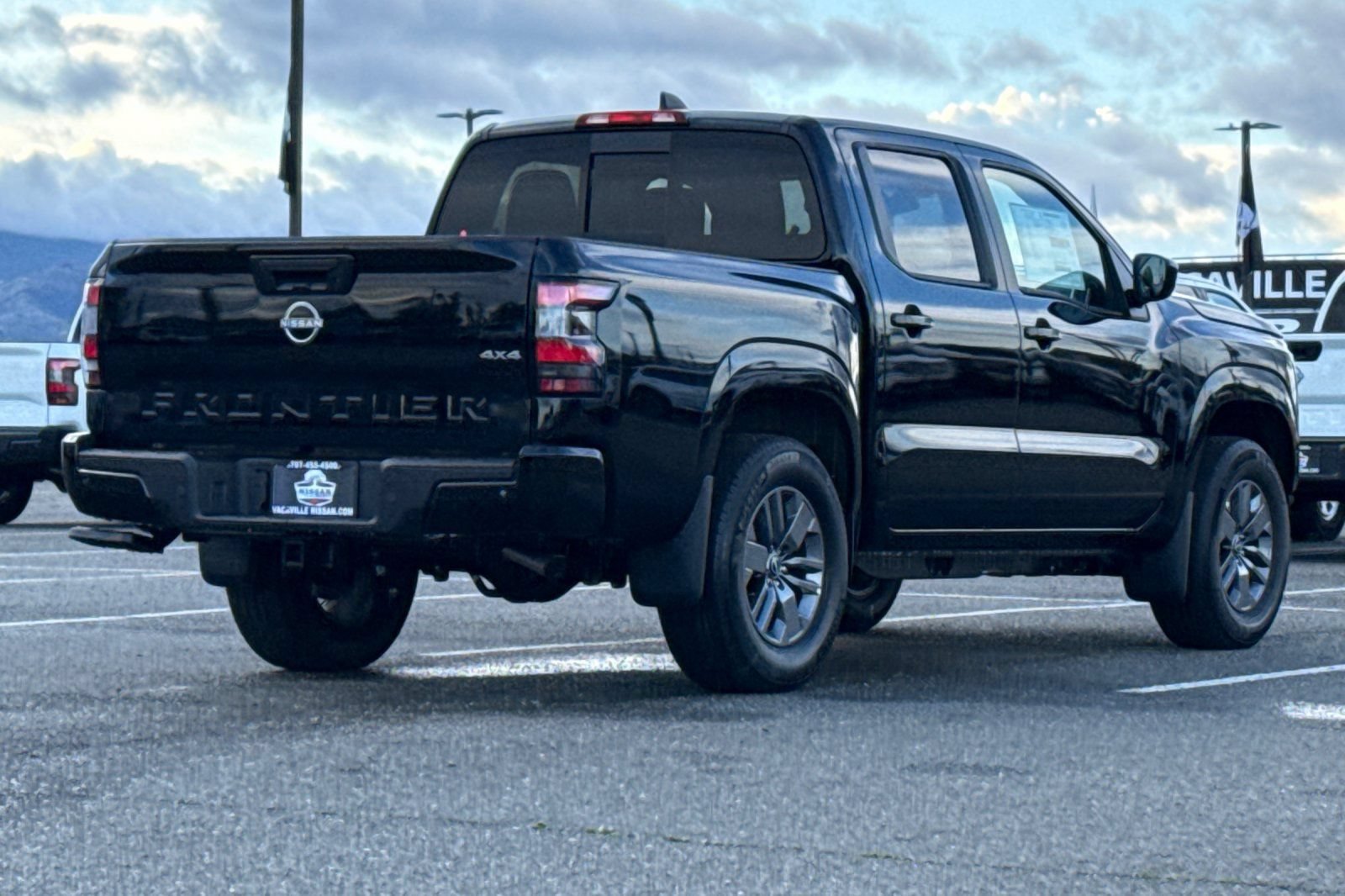 New 2026 Nissan Frontier SV w/ Tow Package AWD/4WD image 5