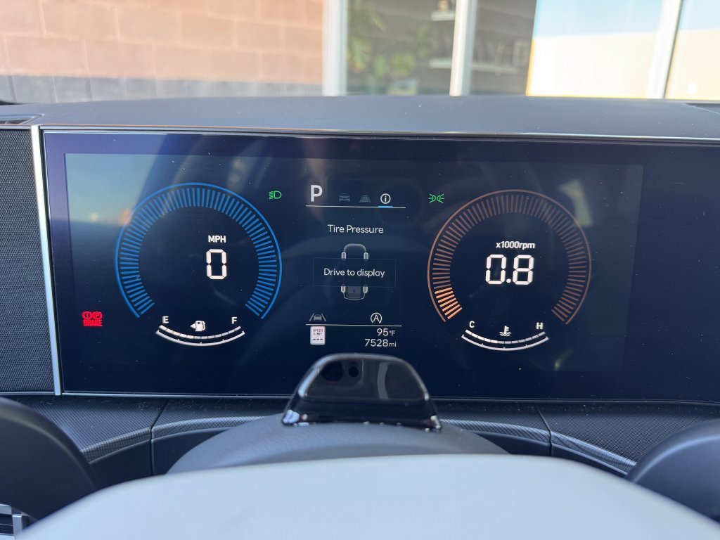 Used 2024 Hyundai Santa Fe SEL image 21