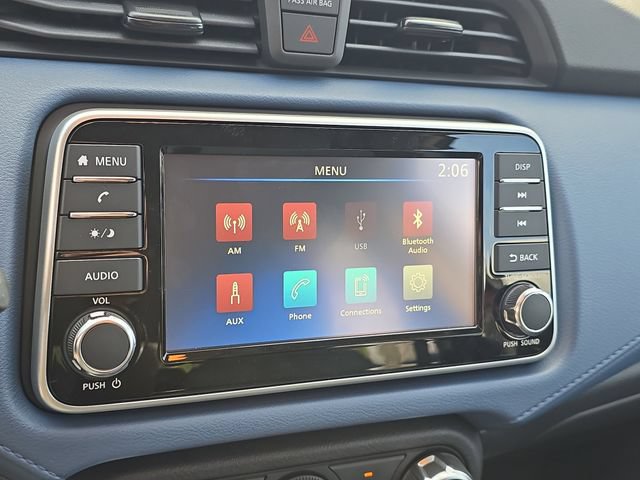 New 2025 Nissan Versa SV w/ Trunk Package FWD image 22