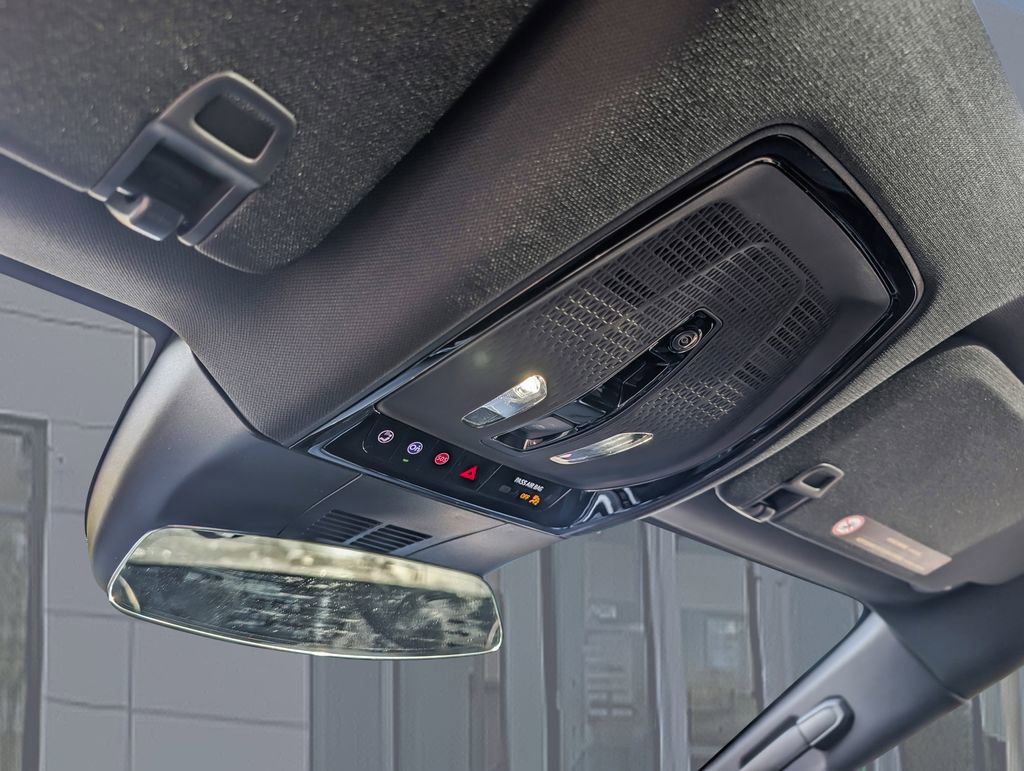 New 2026 Cadillac Lyriq Sport AWD/4WD image 32