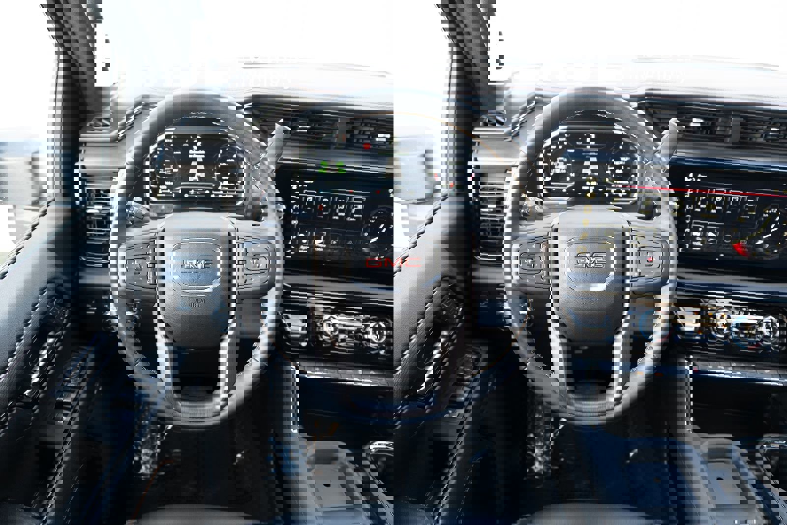 Used 2024 GMC Sierra 2500 AT4 w/ AT4 Premium Plus Package image 2