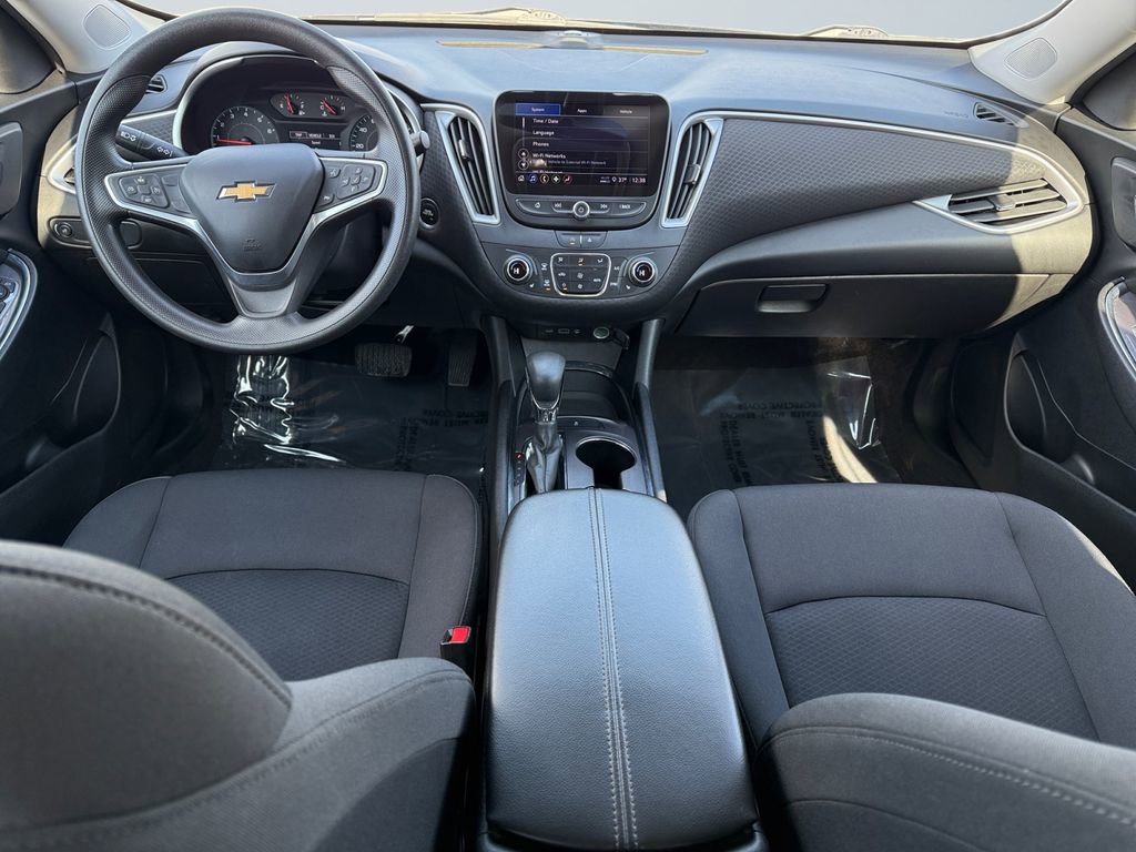 Used 2022 Chevrolet Malibu LT image 10