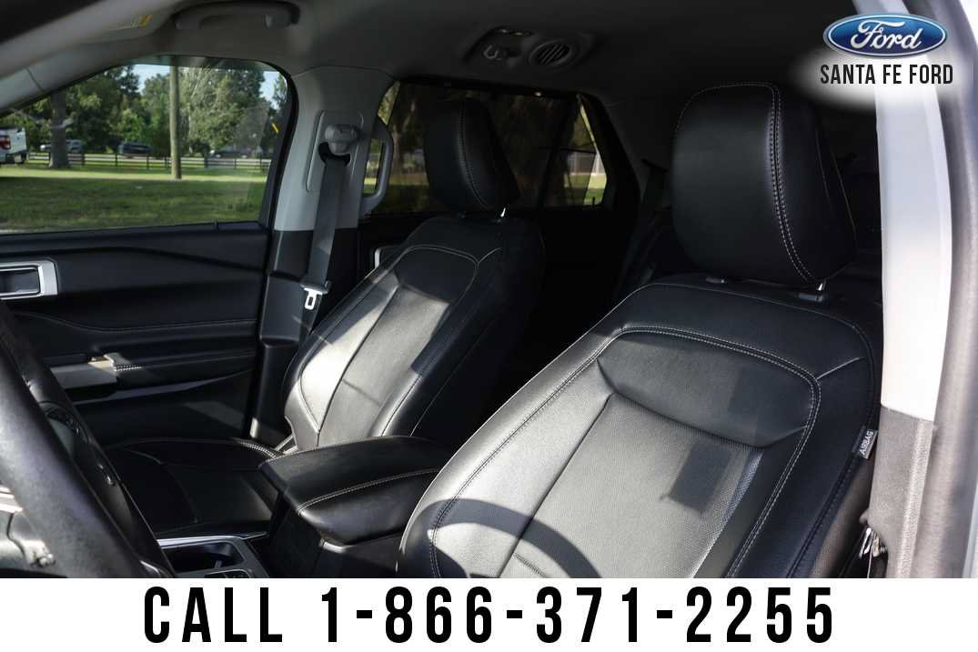 Used 2024 Ford Explorer Limited RWD image 12