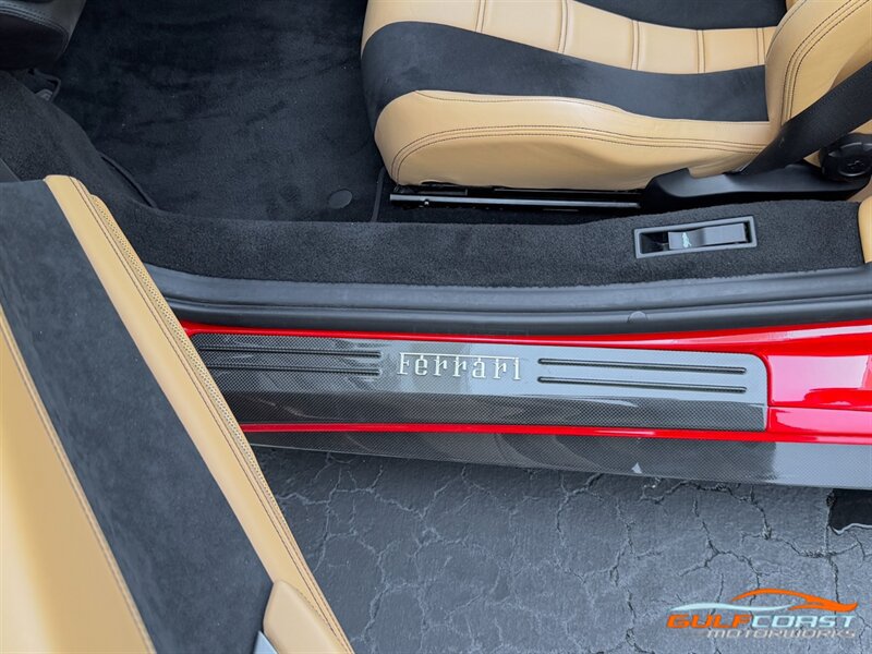 Used 2014 Ferrari 458 Spider RWD image 24