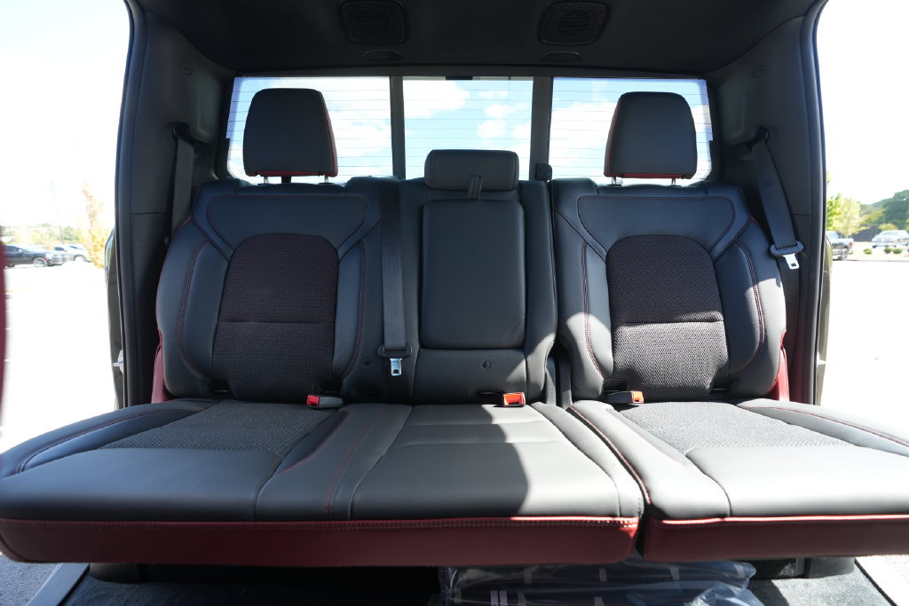 New 2027 RAM 1500 Rebel w/ Rebel Level 2 Equipment Group AWD/4WD image 39