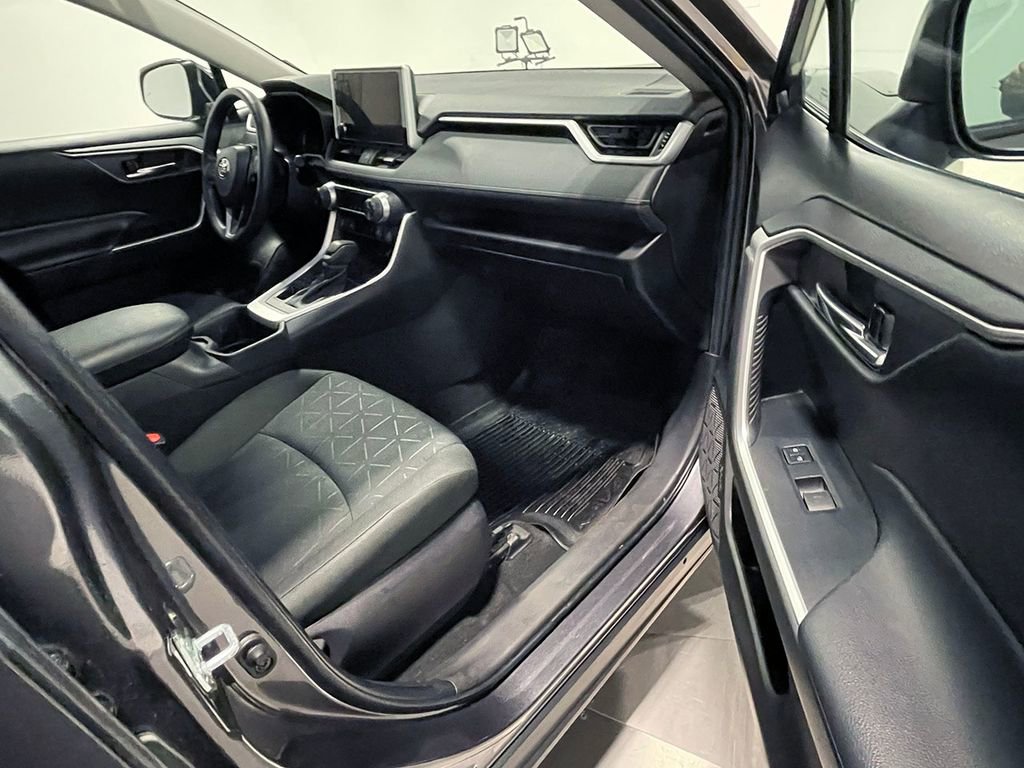 Used 2023 Toyota RAV4 XLE w/ Convenience Package AWD/4WD image 25