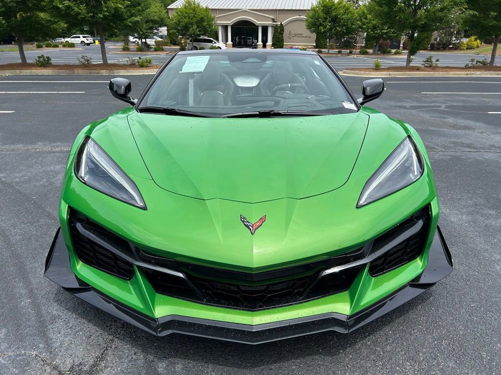 Used 2026 Chevrolet Corvette Z06 w/ Z07 Performance Package RWD image 29