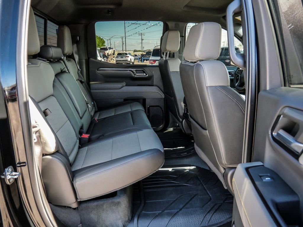 Used 2024 Chevrolet Silverado 1500 ZR2 w/ Technology Package image 20