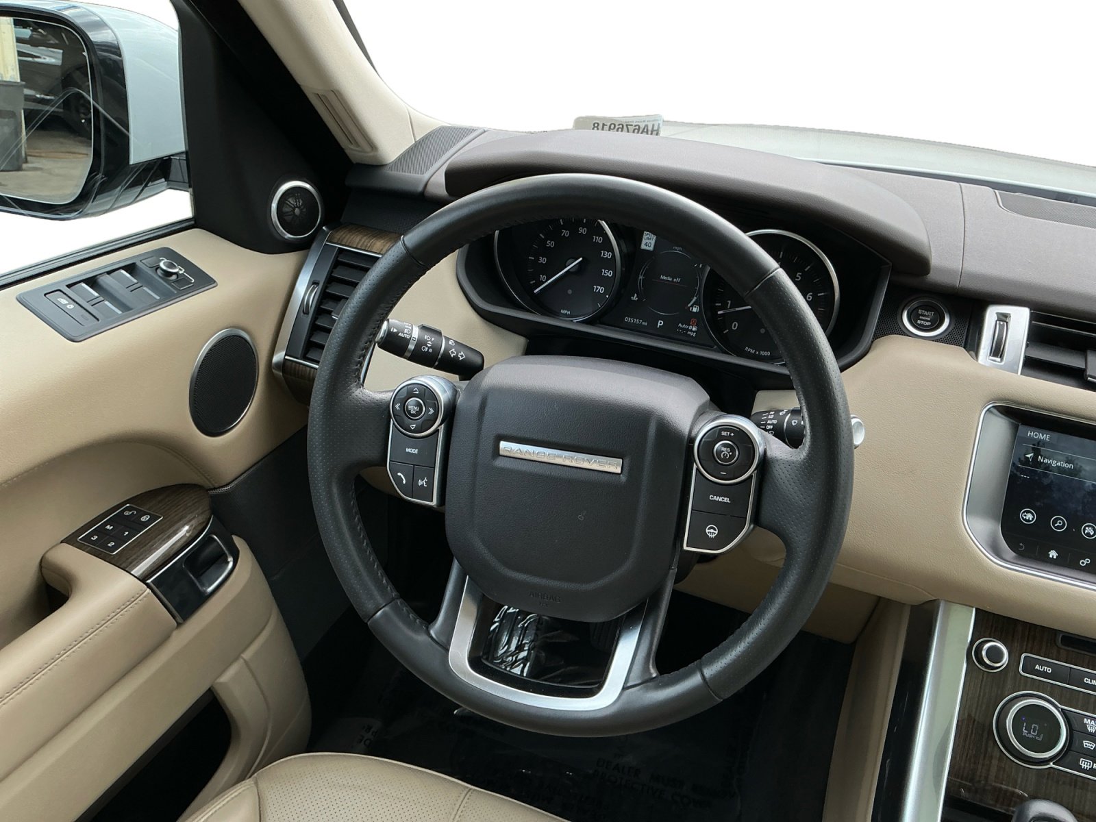 Used 2017 Land Rover Range Rover Sport HSE AWD/4WD image 11