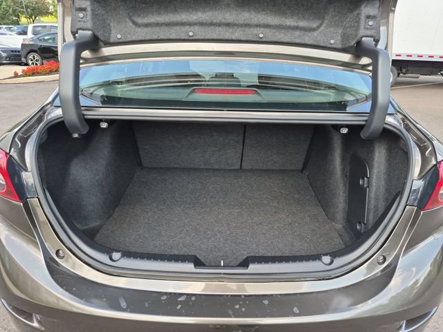 Used 2017 MAZDA MAZDA3 Sport FWD image 27