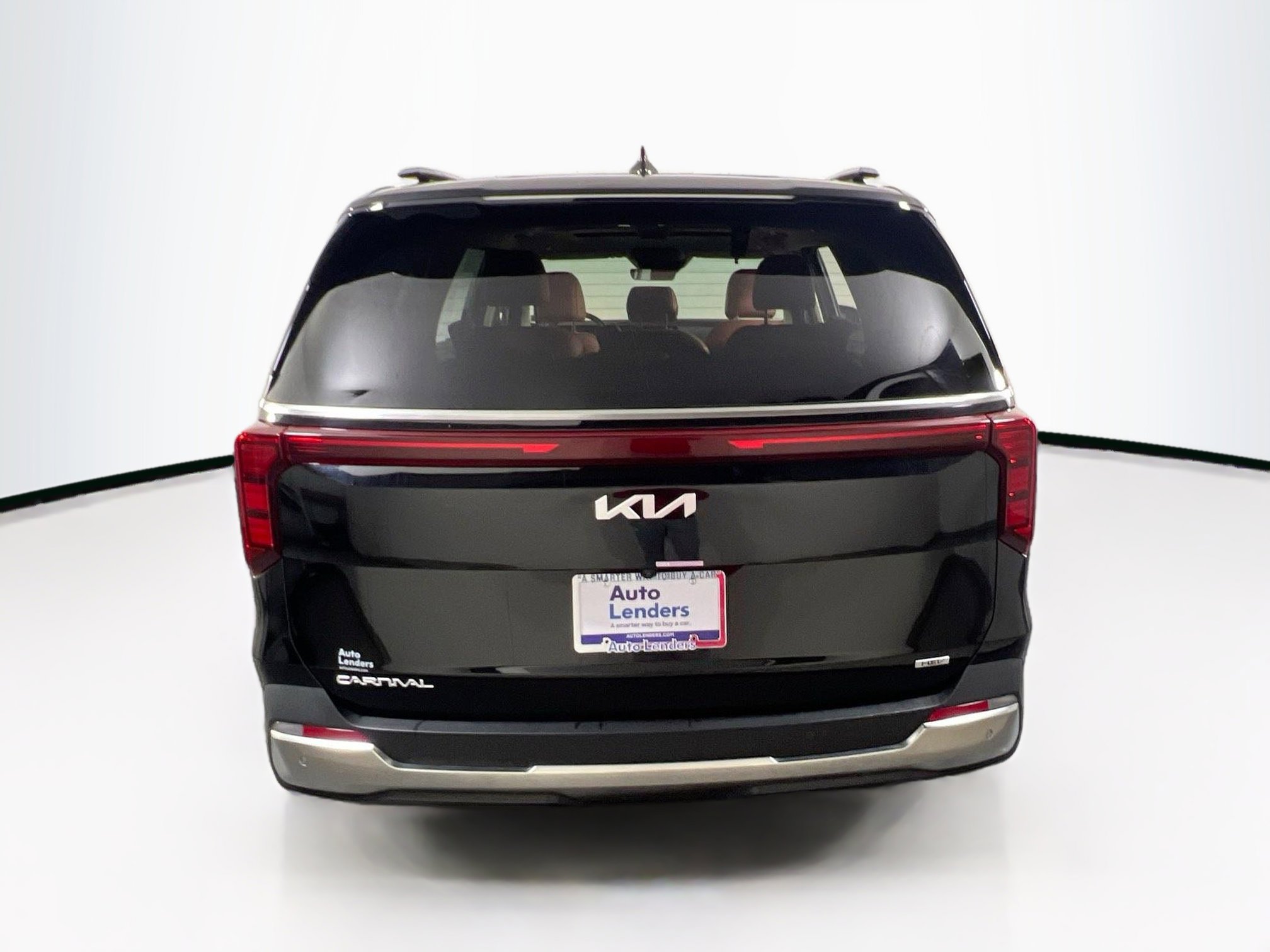 Used 2025 Kia Carnival SX FWD image 6