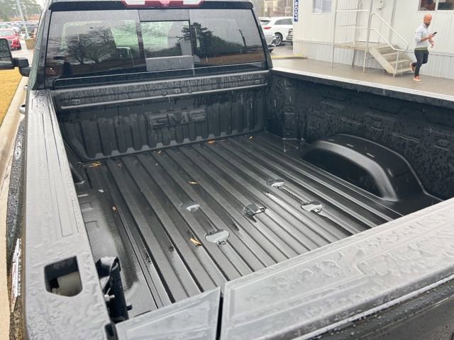 Used 2023 GMC Sierra 2500 SLT image 29