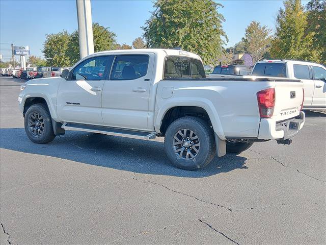 Used 2022 Toyota Tacoma SR5 w/ Technology Package RWD image 6