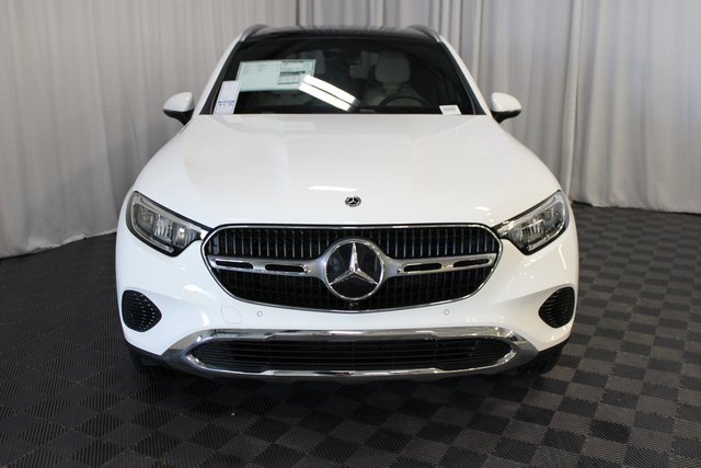 New 2026 Mercedes-Benz GLC 300 4MATIC image 2
