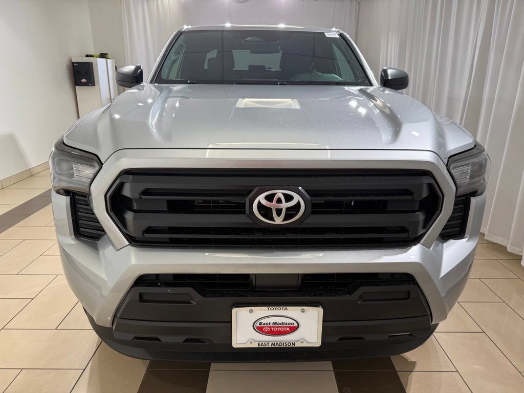 New 2026 Toyota Tacoma SR AWD/4WD image 8