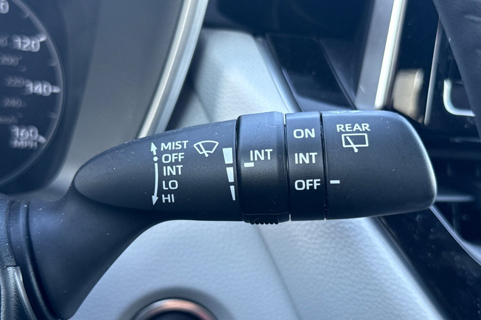 Used 2025 Toyota Corolla SE image 37