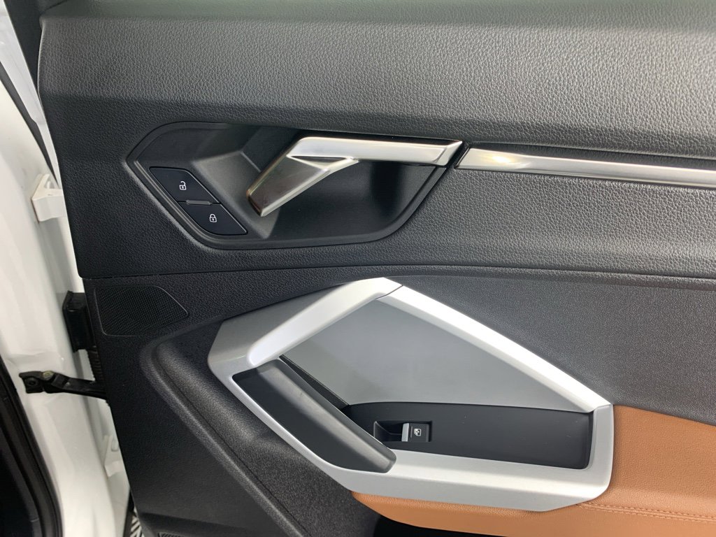 Used 2022 Audi Q3 2.0T Premium image 39