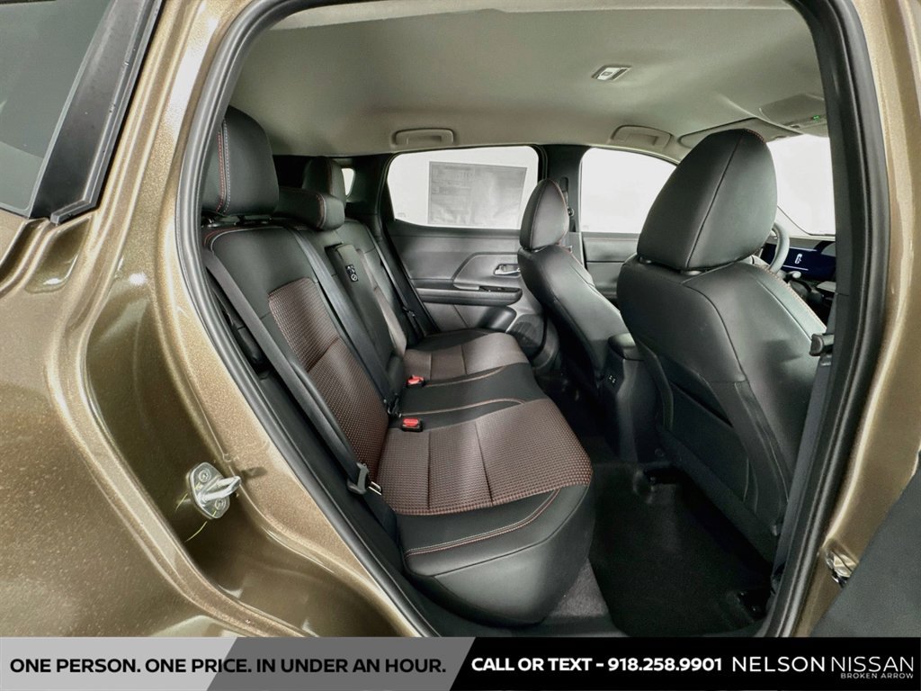 New 2026 Nissan Kicks SR FWD image 24