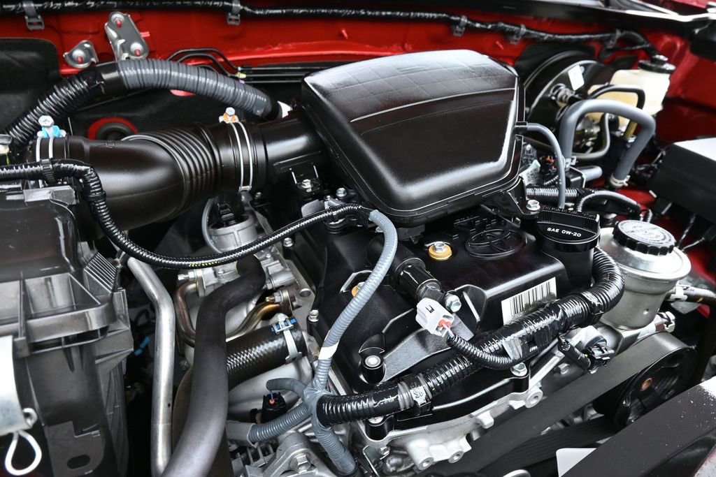 Used 2022 Toyota Tacoma SR w/ SR Convenience Package RWD image 9